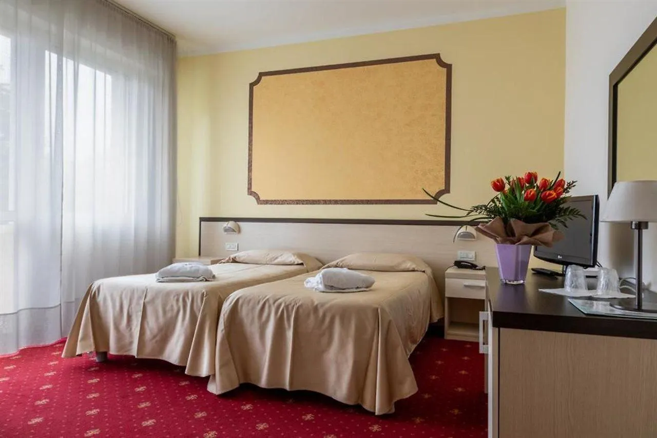 Hotel Columbia Terme Abano Terme 3*,