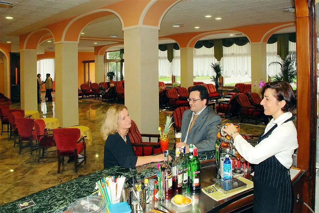Hotel Columbia Terme Abano Terme 3*,  Italy